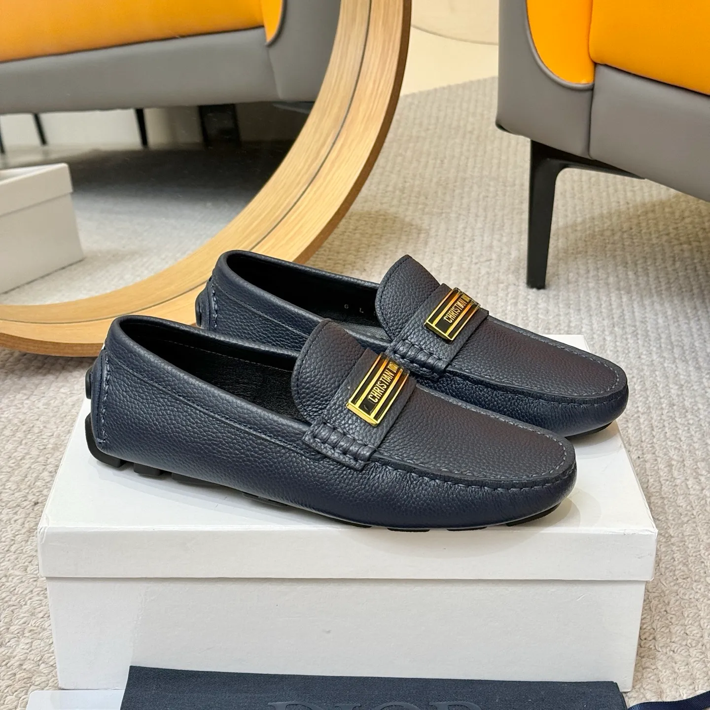 Men's clothing and shoes 💰420! (Yangli) Quality DIOR [Dior’s latest arrival] real auction hot-selling Doudou shoes 🔍DIOR) new Doudou shoes 👍Belgian designer Martin Margiela serves as Gucci shoe designer y full of charm, luxury style gentleman upper: imported cowhide, lining with spring sweat-absorbent first-layer sheepskin. Outsole Brand outsole, the last stitching on the bottom will never come off; equipped with classic Gucci exquisite hardware C D buckle💋The whole pair of shoes is fashionable and casual without losing high-end style; standard 38-46